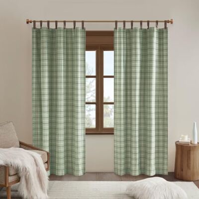 Madison Park Anaheim Rideau de fenêtre à carreaux avec doublure en polaire à isolation thermique pour chambre à coucher, 1 panneau simple, languette en similicuir de 127 x 213,4 cm, vert Madison Park Anaheim Rideau de fenêtre à carreaux avec doublure en polaire à isolation thermique pour chambre à coucher, 1 panneau simple, languette en similicuir de 127 x 213,4 cm, vert