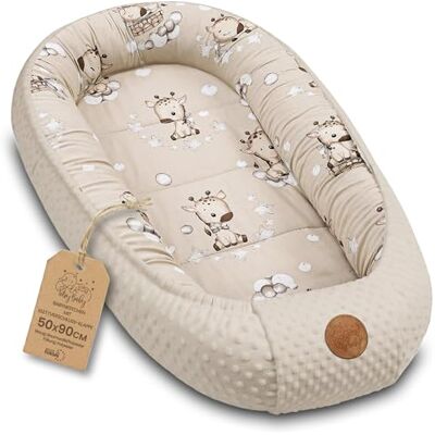 Totsy Baby Cocon douillet Bébé Nouveau-né – Nid moelleux portable et doux pour Lit Bebe Berceau Landau Poussette et Voyage – cosy chaleureux pour Fille Garçon 90x50 cm Girafes Totsy Baby Cocon douillet Bébé Nouveau-né – Nid moelleux portable et doux pour Lit Bebe Berceau Landau Poussette et Voyage – cosy chaleureux pour Fille Garçon 90x50 cm Girafes
