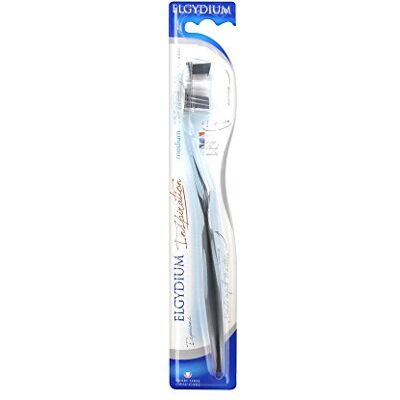 Elgydium brosse de soin pour adultes en recherche de douceur pour un brossage doux avec brins souples Elgydium brosse de soin pour adultes en recherche de douceur pour un brossage doux avec brins souples