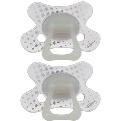 Difrax Tétine 18 Mois et Plus – Sucette Naissance avec Tétine Silicone – 20+ Facile à Accepter un Apport Optimal d'Air – Tutute Bébé 18-36 Mois – Phosphorescente – 2 Unité (Lot de 1) Difrax Tétine 18 Mois et Plus – Sucette Naissance avec Tétine Silicone – 20+ Facile à Accepter un Apport Optimal d'Air – Tutute Bébé 18-36 Mois – Phosphorescente – 2 Unité (Lot de 1)