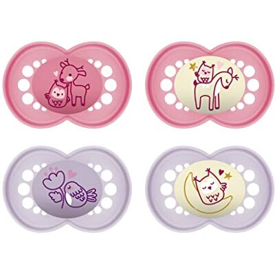 MAM Original Pure Day & Night Lot de 4 tétines pour bébé en matériau durable et bio-renouvelable, tétine en silicone SkinSoft, avec boîte à tétine, 16 mois et plus MAM Original Pure Day & Night Lot de 4 tétines pour bébé en matériau durable et bio-renouvelable, tétine en silicone SkinSoft, avec boîte à tétine, 16 mois et plus
