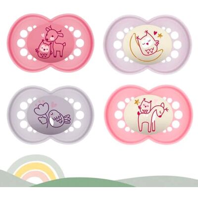 MAM Day & Night Lot de 4 tétines en silicone « Skin Soft » de 6 à 16 couleurs mélangées avec 2 boîtes de transport stérilisées MAM Day & Night Lot de 4 tétines en silicone « Skin Soft » de 6 à 16 couleurs mélangées avec 2 boîtes de transport stérilisées
