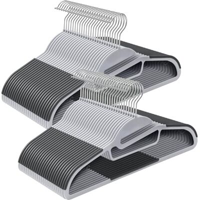 SONGMICS Lot de 50 cintres en plastique robuste, ouverture en forme de S, gain de place, crochet pivotant à 360°, 41,9 cm de large, gris clair et gris foncé UCRP41G-50 SONGMICS Lot de 50 cintres en plastique robuste, ouverture en forme de S, gain de place, crochet pivotant à 360°, 41,9 cm de large, gris clair et gris foncé UCRP41G-50