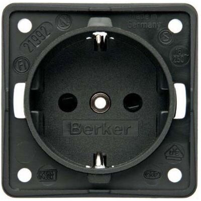 Berker 941852505 Berk Prise Schuko (3 prises) Berker 941852505 Berk Prise Schuko (3 prises)