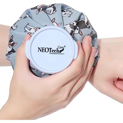 NEOtech Care Poche de glace Vessie cryothérapie Premiers soins Couvercle vissable (Design Bouledogue bleu, 12cm diamètre) NEOtech Care Poche de glace Vessie cryothérapie Premiers soins Couvercle vissable (Design Bouledogue bleu, 12cm diamètre)