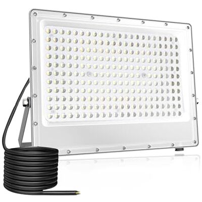 Fosingut Spot LED Extérieur 200W, 20000LM Projecteur LED Extérieur,288 LEDs IP65 Luminaire Exterieur Etanche,6500K Blanc Froid Eclairage Exterieur Murale pour Cour,Jardin,Garage,Terrasse,Entrée Fosingut Spot LED Extérieur 200W, 20000LM Projecteur LED Extérieur,288 LEDs IP65 Luminaire Exterieur Etanche,6500K Blanc Froid Eclairage Exterieur Murale pour Cour,Jardin,Garage,Terrasse,Entrée