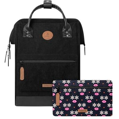 Cabaïa CABAIA Modèle Brighton Sac à dos avec 2 poches Déperlant et Garantie à vie Elegant pour Homme et Femme Ecole, Voyage et Affaires Certifié Vegan Cabaïa CABAIA Modèle Brighton Sac à dos avec 2 poches Déperlant et Garantie à vie Elegant pour Homme et Femme Ecole, Voyage et Affaires Certifié Vegan