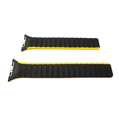 SYSTEM-S Bracelet 42 44 45 49 mm en silicone flexible magnétique compatible avec Apple Watch Smartwatch Noir/jaune, noir/jaune, Eine Grösse, Classique SYSTEM-S Bracelet 42 44 45 49 mm en silicone flexible magnétique compatible avec Apple Watch Smartwatch Noir/jaune, noir/jaune, Eine Grösse, Classique
