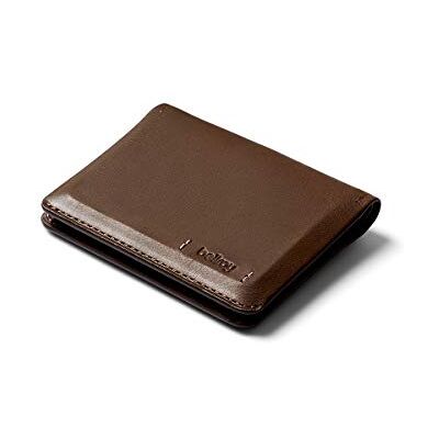 Bellroy Slim Sleeve – Premium Edition, Portefeuille en cuir Darkwood Portefeuille fin en cuir conçu pour accueillir vos cartes et billets Bellroy Slim Sleeve – Premium Edition, Portefeuille en cuir Darkwood Portefeuille fin en cuir conçu pour accueillir vos cartes et billets