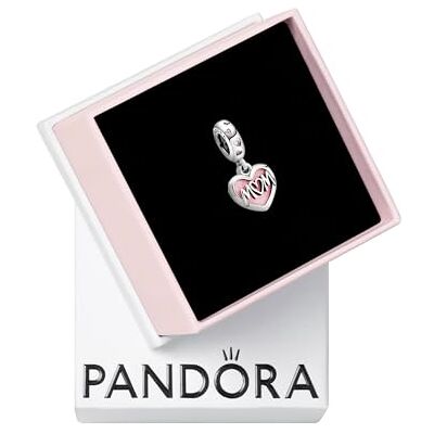 PANDORA Icons Charm pendant Inscription « Mom » (Maman) en argent sterling avec zircones cubiques roses et émail rose dégradé PANDORA Icons Charm pendant Inscription « Mom » (Maman) en argent sterling avec zircones cubiques roses et émail rose dégradé