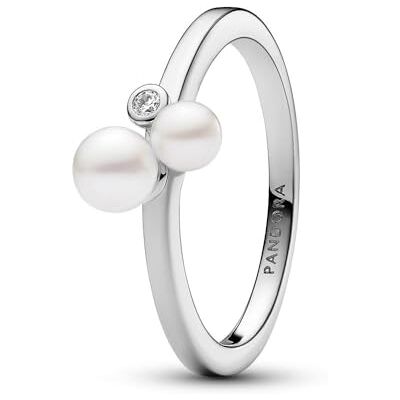 PANDORA Timeless Bague en argent sterling avec perle de culture d’eau douce traitée blanche et zircones cubiques transparentes, taille 50 PANDORA Timeless Bague en argent sterling avec perle de culture d’eau douce traitée blanche et zircones cubiques transparentes, taille 50