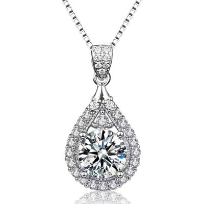 FEIKFEIZ Collier en moissanite pour femmes, pendentif en diamant cultivé en laboratoire de 2 carats, plaqué or rhodié, chaîne en argent avec une seule pierre précieuse, livré avec une boîte cadeau. FEIKFEIZ Collier en moissanite pour femmes, pendentif en diamant cultivé en laboratoire de 2 carats, plaqué or rhodié, chaîne en argent avec une seule pierre précieuse, livré avec une boîte cadeau.