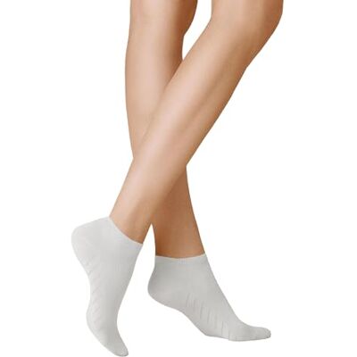 KUNERT Bas/Chaussettes/Collant Femme, Blanc (White 0010), FR : 39/42 ( Taille fabricant : 39/42) KUNERT Bas/Chaussettes/Collant Femme, Blanc (White 0010), FR : 39/42 ( Taille fabricant : 39/42)