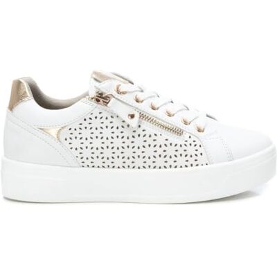 XTI Sneakers Femme Blanc Chaussures confortables et polyvalentes Mode décontractée Modèle 14222901 (Taille 39) XTI Sneakers Femme Blanc Chaussures confortables et polyvalentes Mode décontractée Modèle 14222901 (Taille 39)
