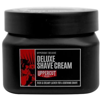 UPPERCUT DELUXE Deluxe Shave Cream, Aide à prévenir les irritations et hydrate la peau pour un rasage de près et confortable, Idéale pour la peau sèche ou sensible 120 ml UPPERCUT DELUXE Deluxe Shave Cream, Aide à prévenir les irritations et hydrate la peau pour un rasage de près et confortable, Idéale pour la peau sèche ou sensible 120 ml