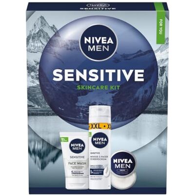 NIVEA MEN Sensitive Skincare Kit – Coffret pour Homme – Soins de la peau pour Homme – Cadeau de Noël avec de la Mousse à Raser, Gel Nettoyant et Crème – Cadeau de Saint Nicolas NIVEA MEN Sensitive Skincare Kit – Coffret pour Homme – Soins de la peau pour Homme – Cadeau de Noël avec de la Mousse à Raser, Gel Nettoyant et Crème – Cadeau de Saint Nicolas