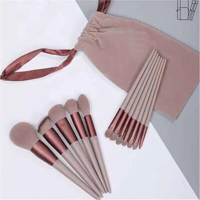 DoRysk Lot de 13 pinceaux de maquillage professionnels en fourrure douce pour fard à paupières, fond de teint, blush, pinceaux cosmétiques DoRysk Lot de 13 pinceaux de maquillage professionnels en fourrure douce pour fard à paupières, fond de teint, blush, pinceaux cosmétiques