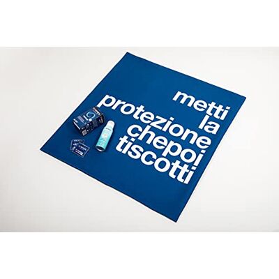 CONTROL "Mettez la protection qui vous brûle", coffret composé d'une serviette de plage bleue de Les t-shirts de la santé, des préservatifs classiques et une mousse de massage éclatant CONTROL "Mettez la protection qui vous brûle", coffret composé d'une serviette de plage bleue de Les t-shirts de la santé, des préservatifs classiques et une mousse de massage éclatant