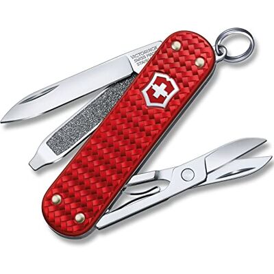 Victorinox Couteau de Poche Classic Precious Alox, 5 Fonctions, Outil Multifonction avec Ciseaux, Tournevis, Porte-Clés, y c. Boîte Cadeau, Iconic Red Victorinox Couteau de Poche Classic Precious Alox, 5 Fonctions, Outil Multifonction avec Ciseaux, Tournevis, Porte-Clés, y c. Boîte Cadeau, Iconic Red