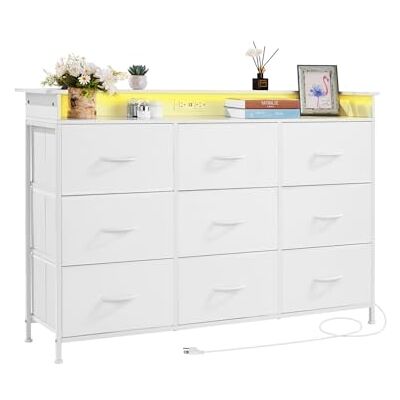 VEVOR Commode avec 9 tiroirs et bac en tissu, tiroirs d'armoire avec cadre en métal solide, lumières LED et prise intégrée, tour de rangement en tissu pour chambre à coucher, couloir, armoire blanche VEVOR Commode avec 9 tiroirs et bac en tissu, tiroirs d'armoire avec cadre en métal solide, lumières LED et prise intégrée, tour de rangement en tissu pour chambre à coucher, couloir, armoire blanche