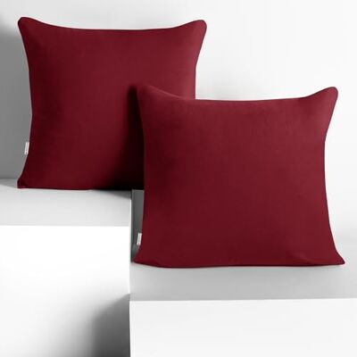 DecoKing Lot de 2 Taies d'oreiller 80 x 80 cm Jersey 100% Coton Peigné Fermeture Éclair Bordeaux Amber DecoKing Lot de 2 Taies d'oreiller 80 x 80 cm Jersey 100% Coton Peigné Fermeture Éclair Bordeaux Amber