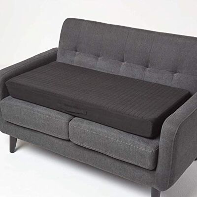 HOMESCAPES Rehausseur de canapé 2 places noir 100 x 50 x 10 cm, coussin d'assise épais rehausseur pour adultes et personnes âgées, long coussin de rehaussement, mousse orthopédique avec housse en HOMESCAPES Rehausseur de canapé 2 places noir 100 x 50 x 10 cm, coussin d'assise épais rehausseur pour adultes et personnes âgées, long coussin de rehaussement, mousse orthopédique avec housse en