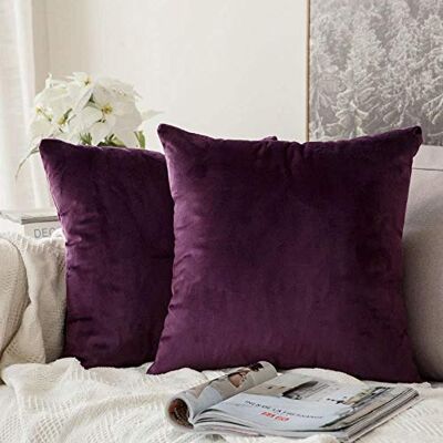 MIULEE Housses de coussin décoratives en velours pour canapé ou chambre à coucher, avec fermeture éclair invisible, carrée, 45 x 45 cm, 2 pièces, violet (aubergine) MIULEE Housses de coussin décoratives en velours pour canapé ou chambre à coucher, avec fermeture éclair invisible, carrée, 45 x 45 cm, 2 pièces, violet (aubergine)