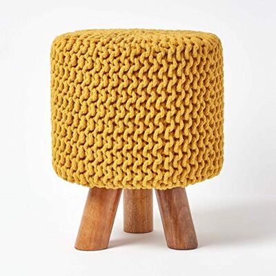 HOMESCAPES Pouf tricoté en coton moutarde avec pieds en bois 32 x 32 x 42 cm HOMESCAPES Pouf tricoté en coton moutarde avec pieds en bois 32 x 32 x 42 cm
