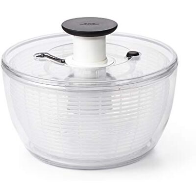 OXO Essoreuse à salade Good Grips 4.0, transparente, 6 L Pompe utilisable d’une main, frein intégré, panier utilisable comme passoire OXO Essoreuse à salade Good Grips 4.0, transparente, 6 L Pompe utilisable d’une main, frein intégré, panier utilisable comme passoire