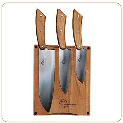 LITTLE BALANCE 8424 Planche 3 couteaux Santoku Fabrication 100% française Set 3 couteaux Santoku, Lame Inox Esprit de Thiers Manche Bois d'Olivier Planche à découper LITTLE BALANCE 8424 Planche 3 couteaux Santoku Fabrication 100% française Set 3 couteaux Santoku, Lame Inox Esprit de Thiers Manche Bois d'Olivier Planche à découper