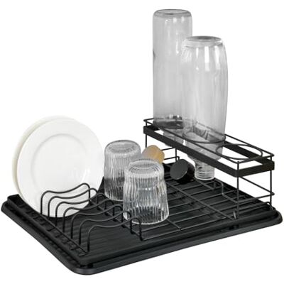 WENKO Amy Égouttoir à vaisselle avec porte-bouteilles, pour évier, composants amovibles, plateau en plastique recyclé, noir WENKO Amy Égouttoir à vaisselle avec porte-bouteilles, pour évier, composants amovibles, plateau en plastique recyclé, noir