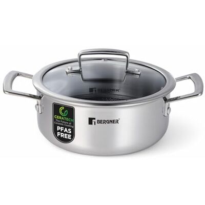 Bergner Casserole hybride sans PFAS de 24 cm avec couvercle en verre CERATECH Acier inoxydable 3 couches Convient pour l'induction Résistant aux rayures Structure en nid d'abeille bleue et Bergner Casserole hybride sans PFAS de 24 cm avec couvercle en verre CERATECH Acier inoxydable 3 couches Convient pour l'induction Résistant aux rayures Structure en nid d'abeille bleue et