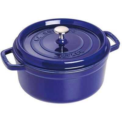 STAUB Cocotte en Fonte Émaillée avec Couvercle, Tous feux dont induction, 2 à 3 personnes, Ronde, 22 cm, 2,60 L, 4,7 kg, Bleu Intense STAUB Cocotte en Fonte Émaillée avec Couvercle, Tous feux dont induction, 2 à 3 personnes, Ronde, 22 cm, 2,60 L, 4,7 kg, Bleu Intense
