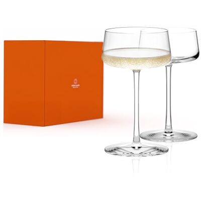 Stölzle Lausitz Carafe Universelle 2 x 500 ml – Carafe élégante en cristal sans plomb pour eau jus lait ou spiritueux – Passe au lave-vaisselle – Fabriquée en Allemagne – Design durable & raffiné Stölzle Lausitz Carafe Universelle 2 x 500 ml – Carafe élégante en cristal sans plomb pour eau jus lait ou spiritueux – Passe au lave-vaisselle – Fabriquée en Allemagne – Design durable & raffiné