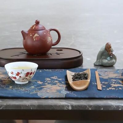 Tea Soul Tasse en porcelaine peinte à la main avec fleurs et lapin 90 ml Tea Soul Tasse en porcelaine peinte à la main avec fleurs et lapin 90 ml