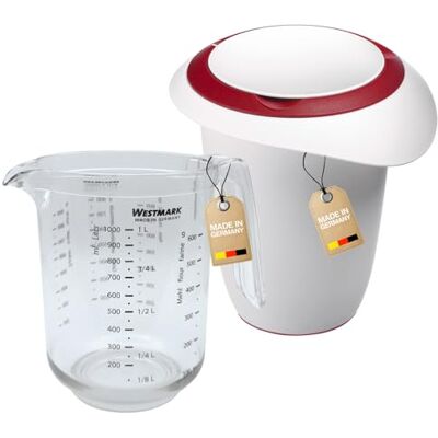 Westmark Gerda 306822E6 Lot de 2 verres doseurs de 1 l et batteur avec couvercle en deux parties de 1 l, verre doseur à échelle multilingue, avec bec verseur, en plastique, transparent, blanc/rouge Westmark Gerda 306822E6 Lot de 2 verres doseurs de 1 l et batteur avec couvercle en deux parties de 1 l, verre doseur à échelle multilingue, avec bec verseur, en plastique, transparent, blanc/rouge