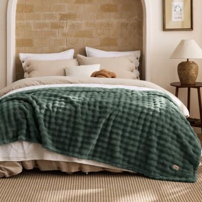 Bedsure Couverture bulle douillette Vert foncé, 220 x 240 cm Couverture de canapé, couverture polaire épaisse, couverture de décoration de chambre, couverture en laine douce et Bedsure Couverture bulle douillette Vert foncé, 220 x 240 cm Couverture de canapé, couverture polaire épaisse, couverture de décoration de chambre, couverture en laine douce et