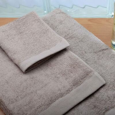 Blanco Ensemble de serviettes 3 pièces Serviette Bidet Serviette de 30 x 50 cm Serviette de toilette Serviette de douche Serviette de 70 x 140 cm 100% éponge coton Avec bordure Blanco Ensemble de serviettes 3 pièces Serviette Bidet Serviette de 30 x 50 cm Serviette de toilette Serviette de douche Serviette de 70 x 140 cm 100% éponge coton Avec bordure