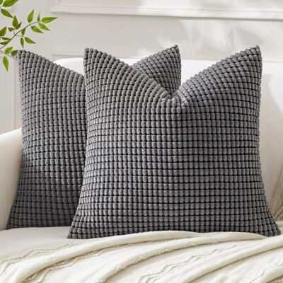 MIULEE housses de coussin carrées en velours côtelé, douces, unies et décoratives, pour canapé, chambre à coucher, 50 x 50 cm, lot de 2, gris MIULEE housses de coussin carrées en velours côtelé, douces, unies et décoratives, pour canapé, chambre à coucher, 50 x 50 cm, lot de 2, gris