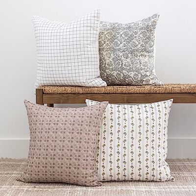 Woven Nook Lot de 4 housses de coussin décoratives modernes et luxueuses de style bohème – Qualité durable et lavable en machine – Toile 100% coton – Motif margot – Lot de 4 (55,9 x 55,9 cm) Woven Nook Lot de 4 housses de coussin décoratives modernes et luxueuses de style bohème – Qualité durable et lavable en machine – Toile 100% coton – Motif margot – Lot de 4 (55,9 x 55,9 cm)