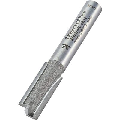 TREND Fraise à défoncer droite professionnelle avec tige de 6,35 mm Référence : 3/4 x 1/4 TC x diamètre 8 mm Longueur de coupe 19 mm En carbure de tungstène TREND Fraise à défoncer droite professionnelle avec tige de 6,35 mm Référence : 3/4 x 1/4 TC x diamètre 8 mm Longueur de coupe 19 mm En carbure de tungstène