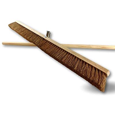 KIBROS Balai cantonnier coco naturel 90 cm extérieur avec manche bois Semelle bois, douille métal boulonnée Ø 28 mm, manche bois 1,40 m inclus. KIBROS Balai cantonnier coco naturel 90 cm extérieur avec manche bois Semelle bois, douille métal boulonnée Ø 28 mm, manche bois 1,40 m inclus.