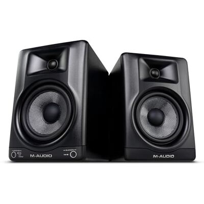 M-Audio BX5BT 5" Moniteurs de Studio de Bureau en Paire Bluetooth, DSP, Controle via Appli, pour Mixage, Montage Video, Podcasting, Suite Logicielle Incluse M-Audio BX5BT 5" Moniteurs de Studio de Bureau en Paire Bluetooth, DSP, Controle via Appli, pour Mixage, Montage Video, Podcasting, Suite Logicielle Incluse