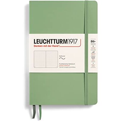 LEUCHTTURM1917 363934 Carnet Paperback (B6+), couverture souple, 123 pages numérotées, Sauge, pointillé LEUCHTTURM1917 363934 Carnet Paperback (B6+), couverture souple, 123 pages numérotées, Sauge, pointillé