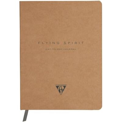 Clairefontaine 103746C Flying Spirit, Kraft, DaytoDay journal 19x25 cm, 192 pages, dot, pochette à soufflet au dos, marquepage, fermeture élastique, ass. Clairefontaine 103746C Flying Spirit, Kraft, DaytoDay journal 19x25 cm, 192 pages, dot, pochette à soufflet au dos, marquepage, fermeture élastique, ass.