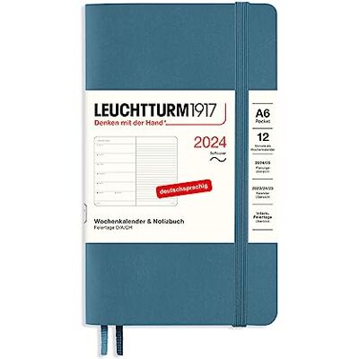 LEUCHTTURM1917 367801 Calendrier Semainier & Poche pour Cahier (A6) 2024, Couverture souple, Bleu pierre, Allemand, 12 mois LEUCHTTURM1917 367801 Calendrier Semainier & Poche pour Cahier (A6) 2024, Couverture souple, Bleu pierre, Allemand, 12 mois