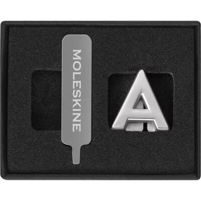 Moleskine Pins pour Carnet ou Agenda Lettre A, Épingle Lettres, Personnalisez la Fermeture avec un Élastique, Idées de Cadeaux Personnalisés, Couleur Argent Moleskine Pins pour Carnet ou Agenda Lettre A, Épingle Lettres, Personnalisez la Fermeture avec un Élastique, Idées de Cadeaux Personnalisés, Couleur Argent