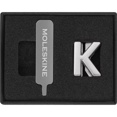 Moleskine Pins pour Carnet ou Agenda Lettre K, Épingle Lettres, Personnalisez la Fermeture avec un Élastique, Idées de Cadeaux Personnalisés, Couleur Argent Moleskine Pins pour Carnet ou Agenda Lettre K, Épingle Lettres, Personnalisez la Fermeture avec un Élastique, Idées de Cadeaux Personnalisés, Couleur Argent