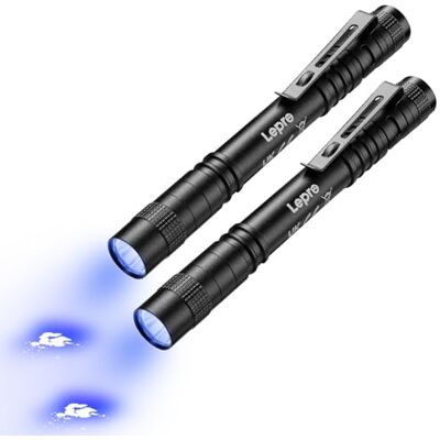 Lepro Lot de 2 UV 365 nm avec clip Fonctionne avec piles Lampe polyvalente et portable Lampe ambre pour la recherche de fuite, urine d'animaux de compagnie Lepro Lot de 2 UV 365 nm avec clip Fonctionne avec piles Lampe polyvalente et portable Lampe ambre pour la recherche de fuite, urine d'animaux de compagnie