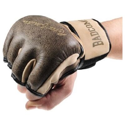 Bad Company MMA Gants de sport rétro en cuir de vachette sans doigts Taille XL Bad Company MMA Gants de sport rétro en cuir de vachette sans doigts Taille XL